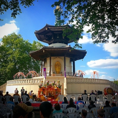 #29th #anniversary #thepeacepagoda #batterseapark #park #london